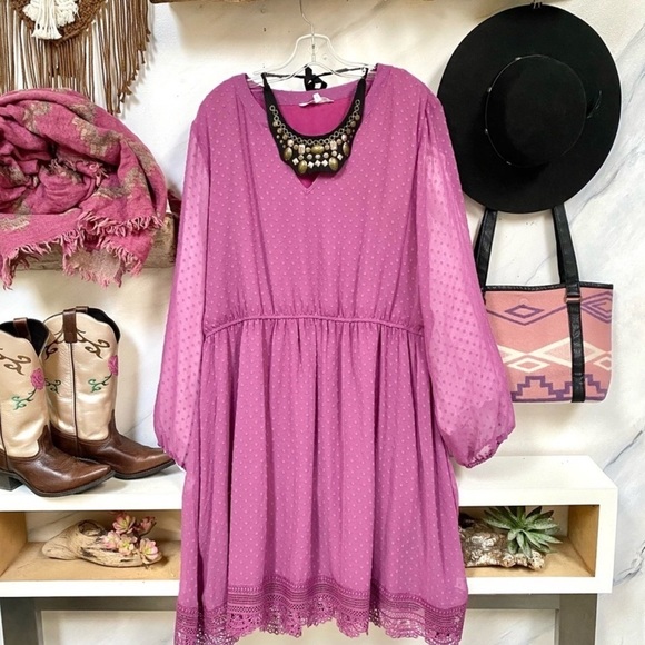 ✨ Sheer sleeves crochet hem FUSHIA boho dress and shabby chic resort vacay vibe - Picture 1 of 10
